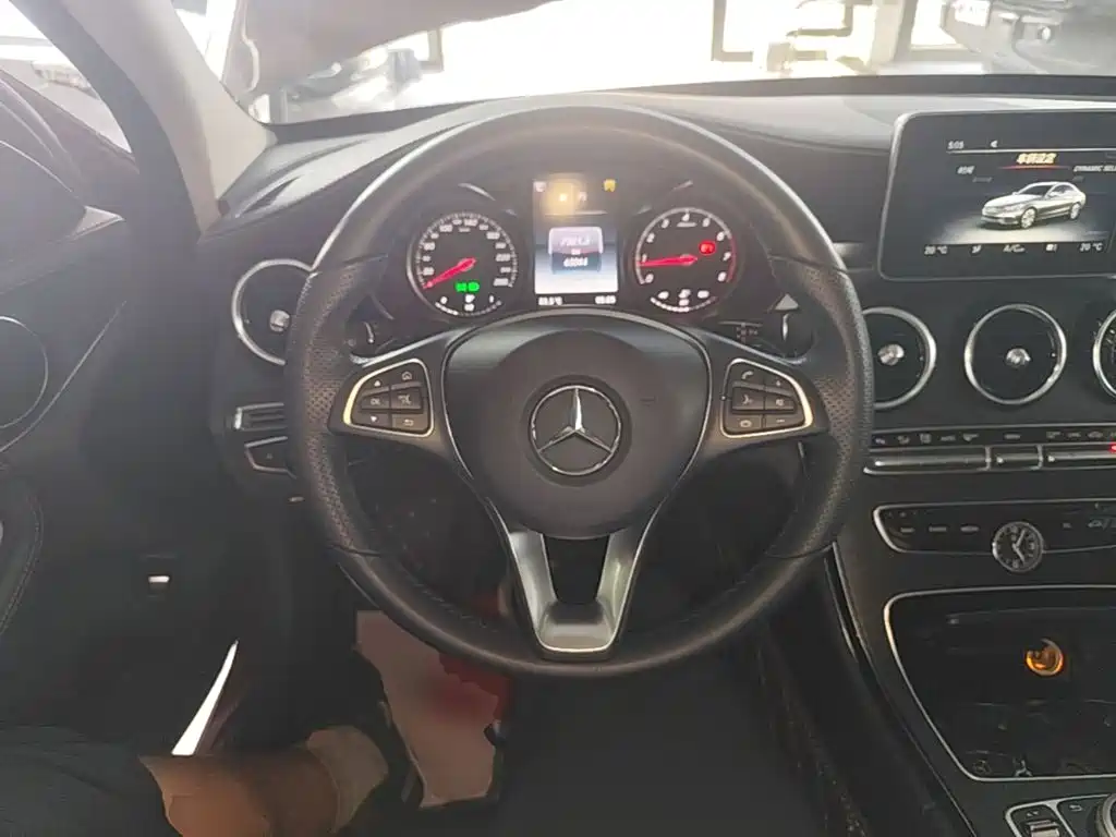 Mercedes-Benz C-Class 2017 — фото 11