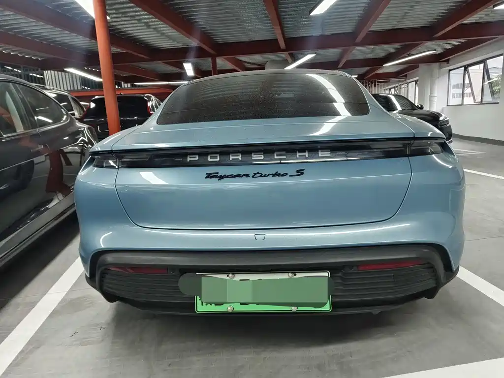 Porsche Taycan 2021 — фото 13