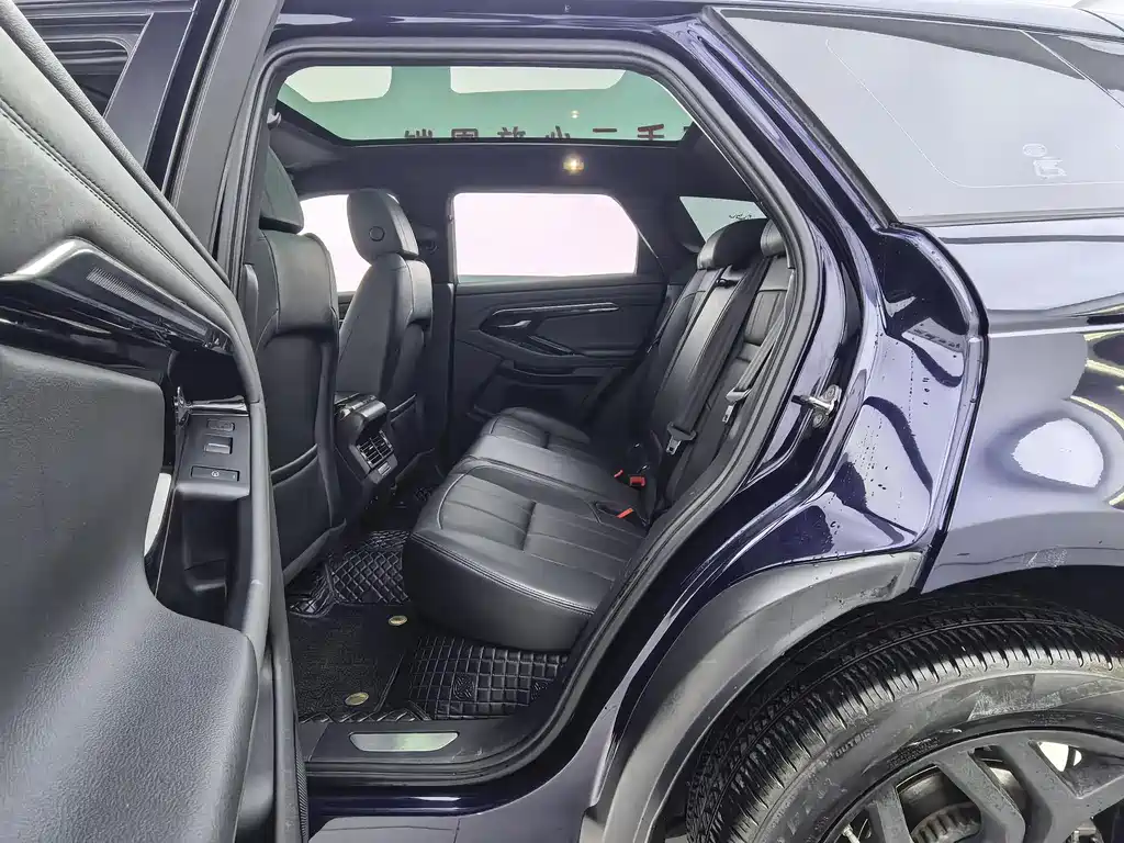 Land Rover Range Rover Evoque 2021 — фото 17