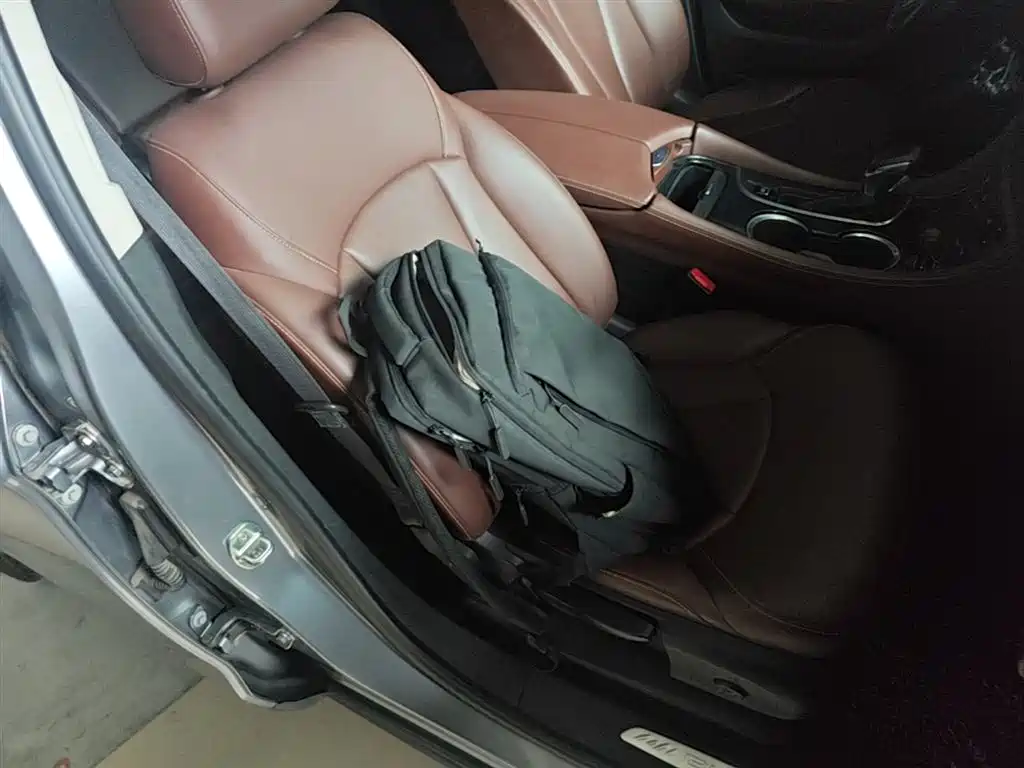 Buick Envision Plus 2017 — фото 25