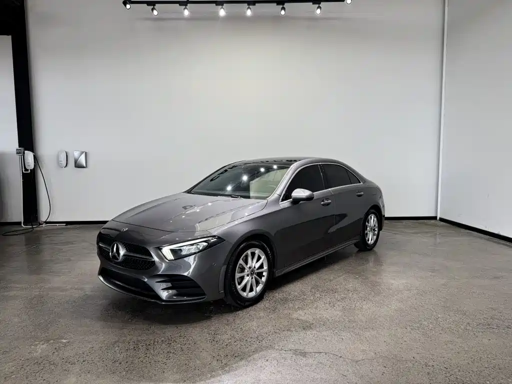 Mercedes-Benz A-Class 2021 — фото 1
