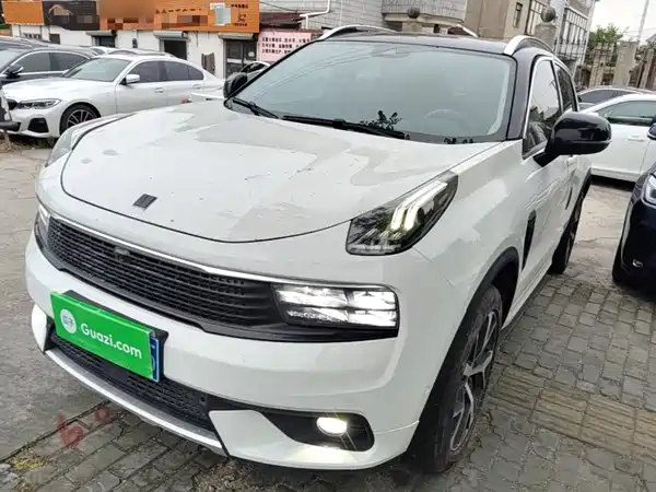 Lynk & Co 01 2017