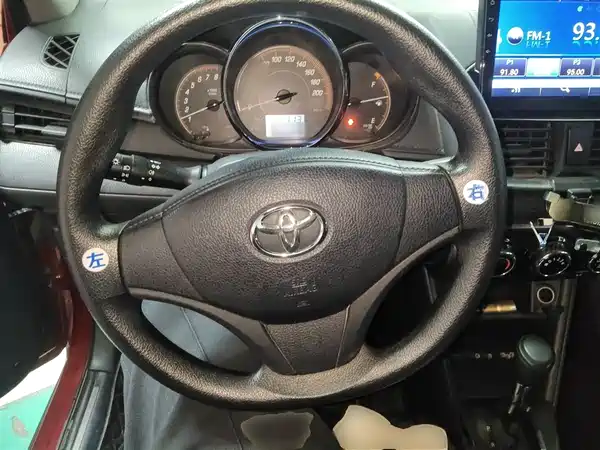 Toyota Yaris L 2020