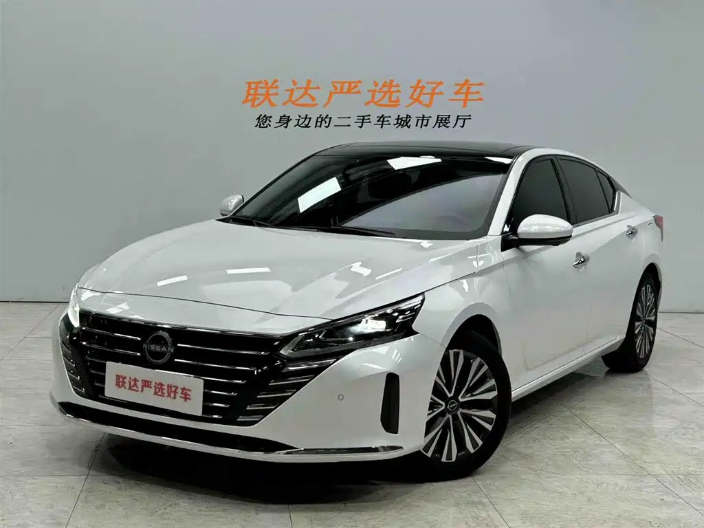 Nissan Teana 2023 — фото 1