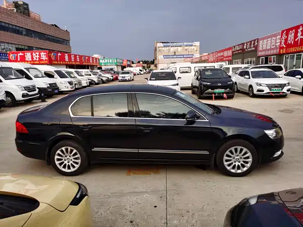 Skoda Superb 2014