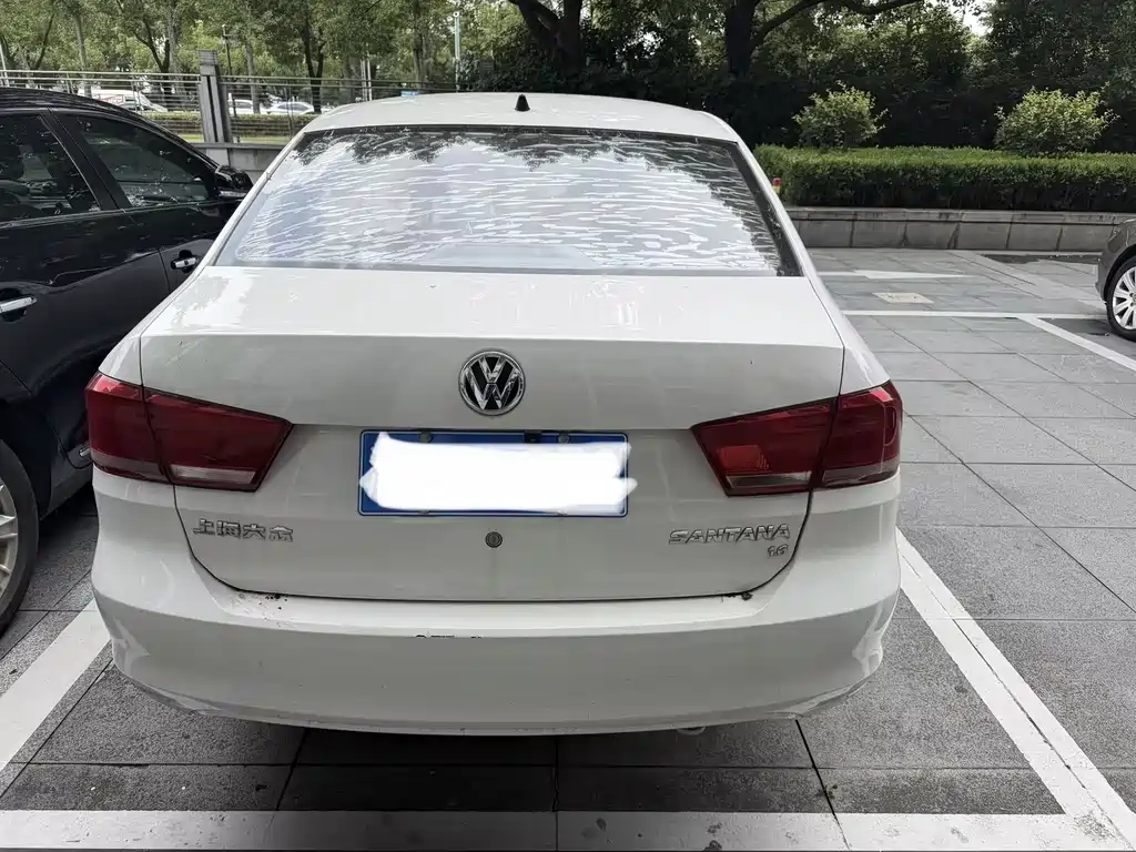 Volkswagen Santana 2013