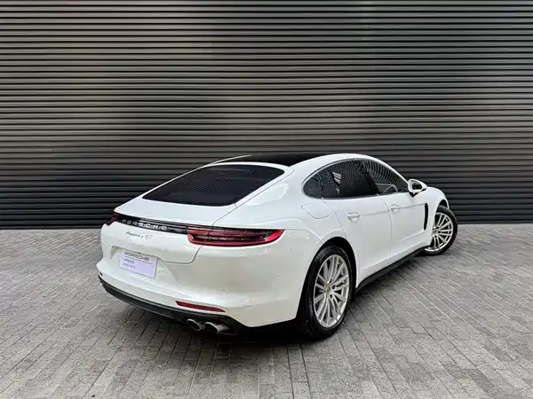 Porsche Panamera 2017