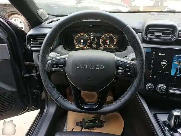 Lynk & Co 03 2021