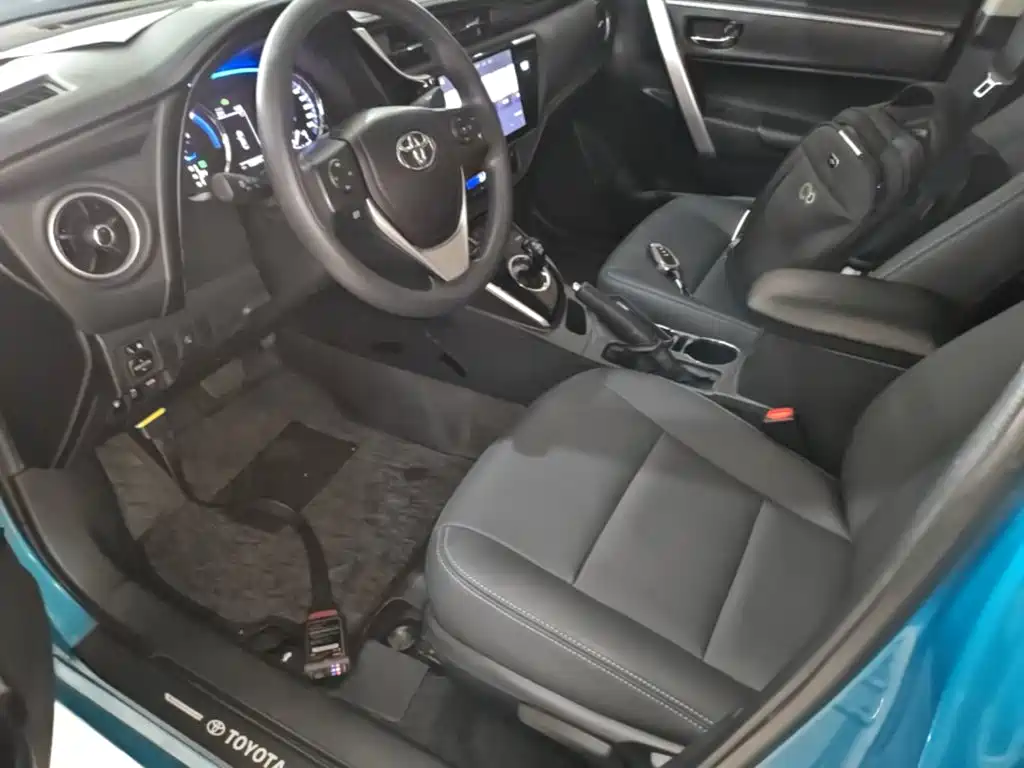 Toyota Corolla Hybrid 2020 — фото 14