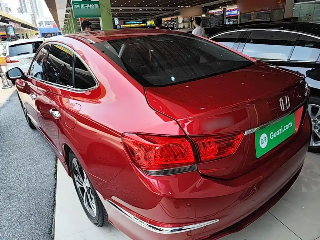 Honda Spirior 2015 — фото 23