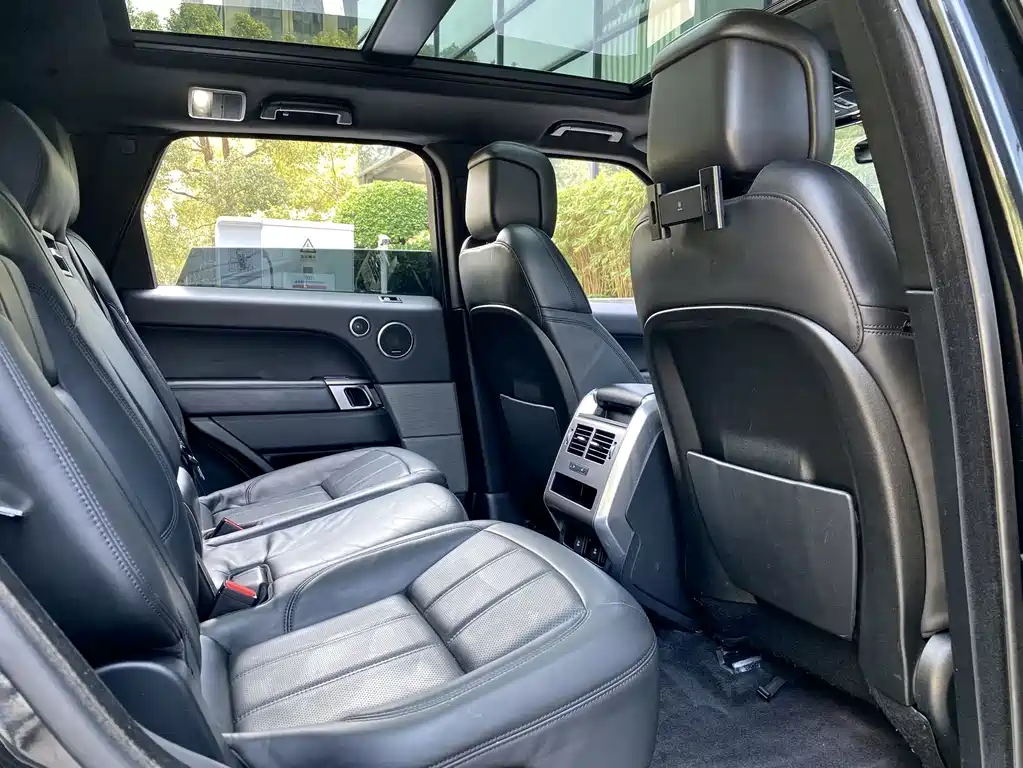 Land Rover Range Rover Sport 2019 — фото 16