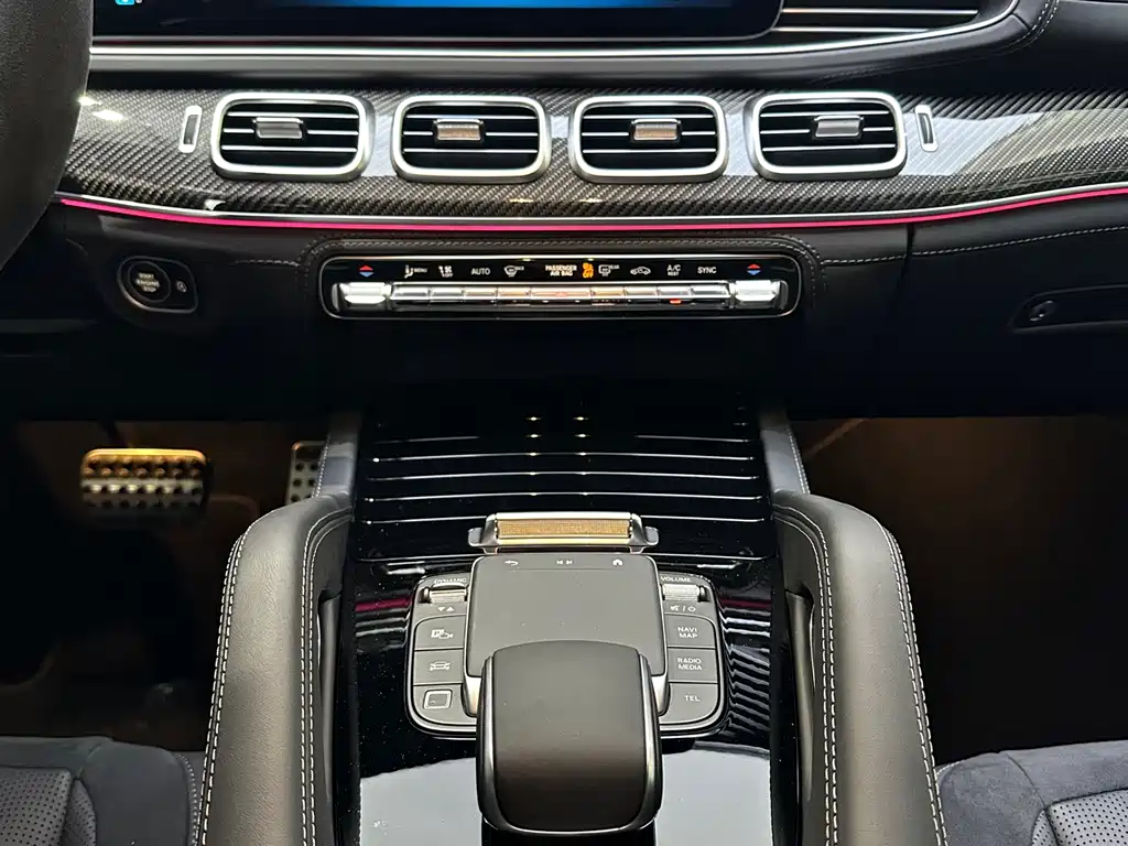 Mercedes-Benz GLS AMG 2025 — фото 12