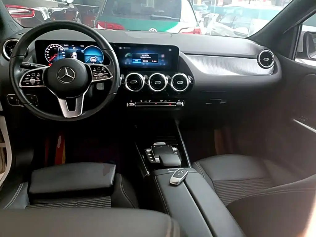 Mercedes-Benz B-Class 2022 — фото 10