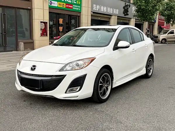 Mazda 3 Xingcheng 2012