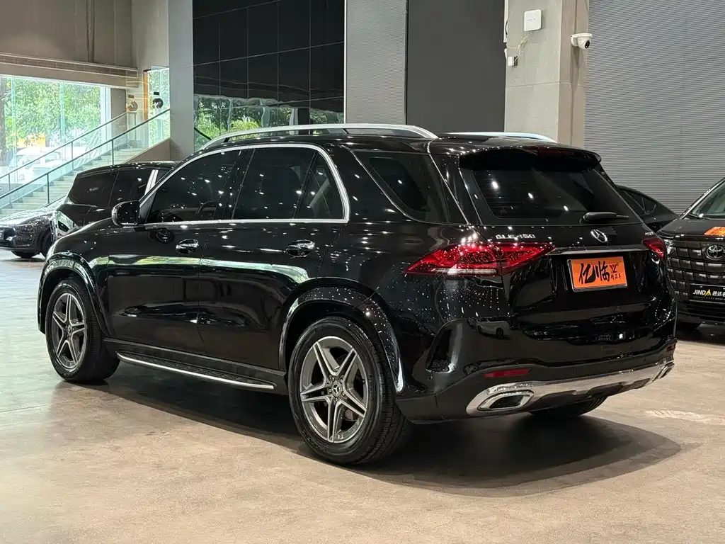 Mercedes-Benz GLE 2020 — фото 13