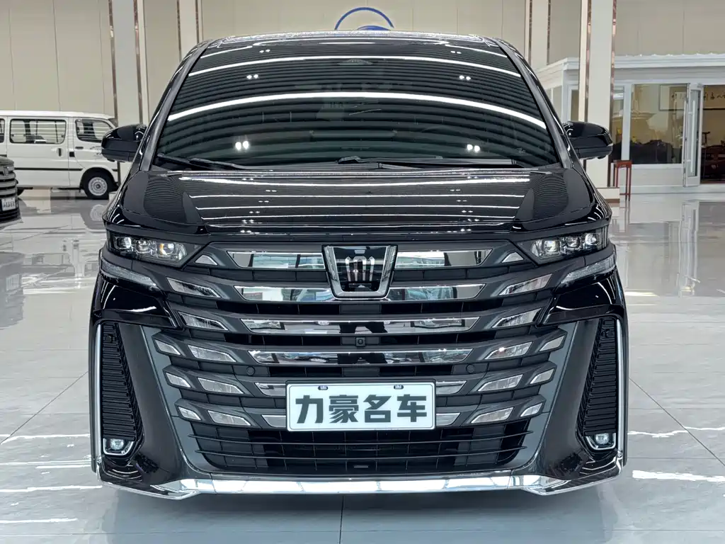 Toyota Vellfire 2024 — фото 2