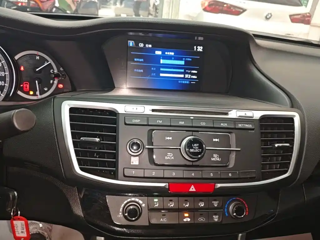 Honda Accord 2018 — фото 13