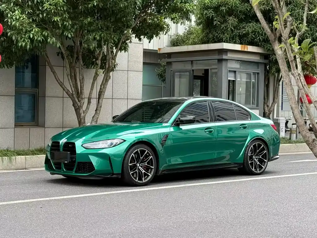 BMW M3 2022 — фото 1