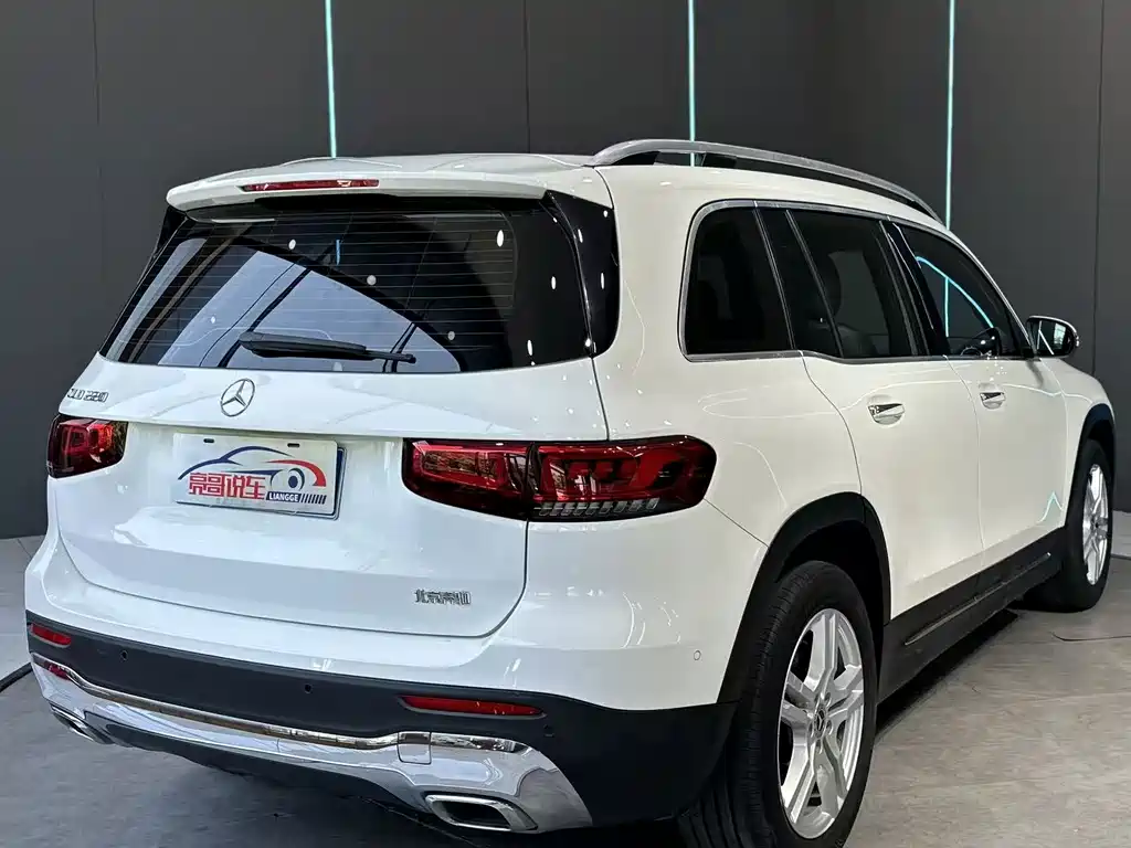Mercedes-Benz GLB 2022