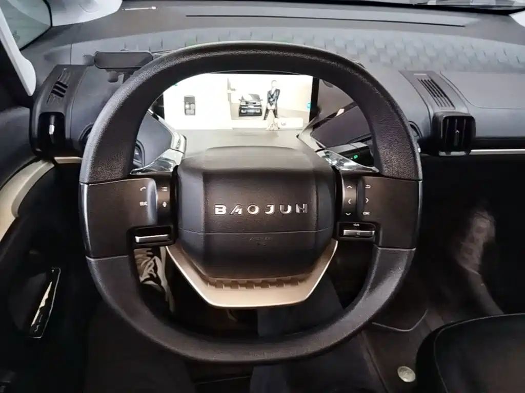 Baojun KiWi EV 2024 — фото 11