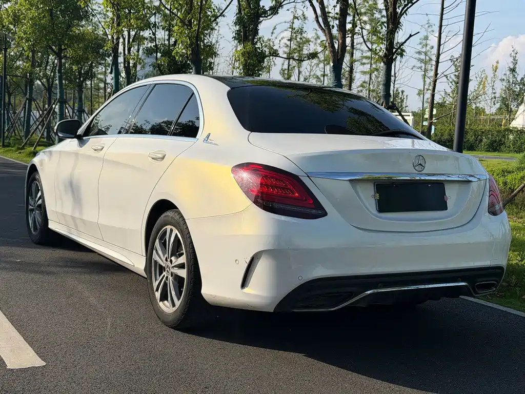 Mercedes-Benz C-Class 2020 — фото 14
