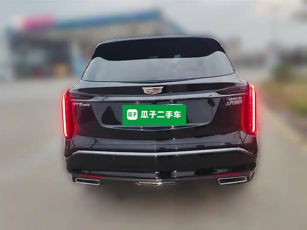 Cadillac XT5 2025 — фото 3