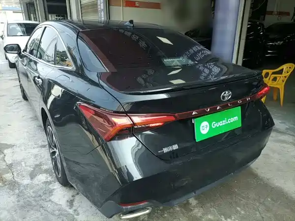 Toyota Avalon 2023