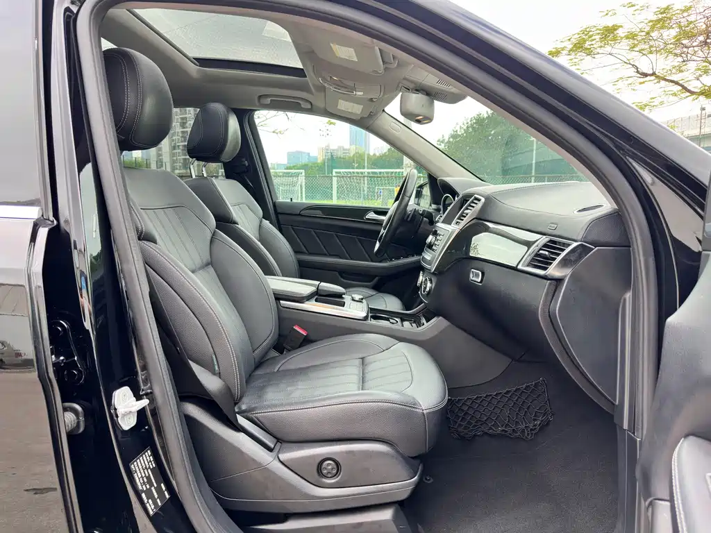 Mercedes-Benz GL-Class 2015 — фото 10