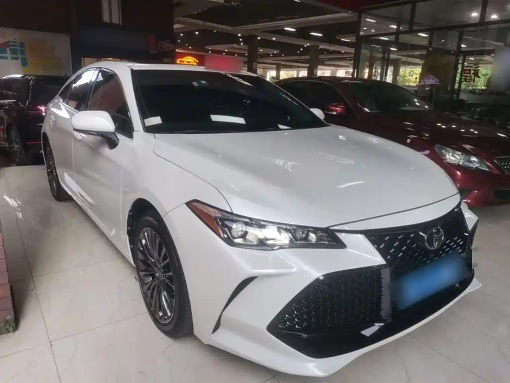 Toyota Avalon 2019 — фото 22