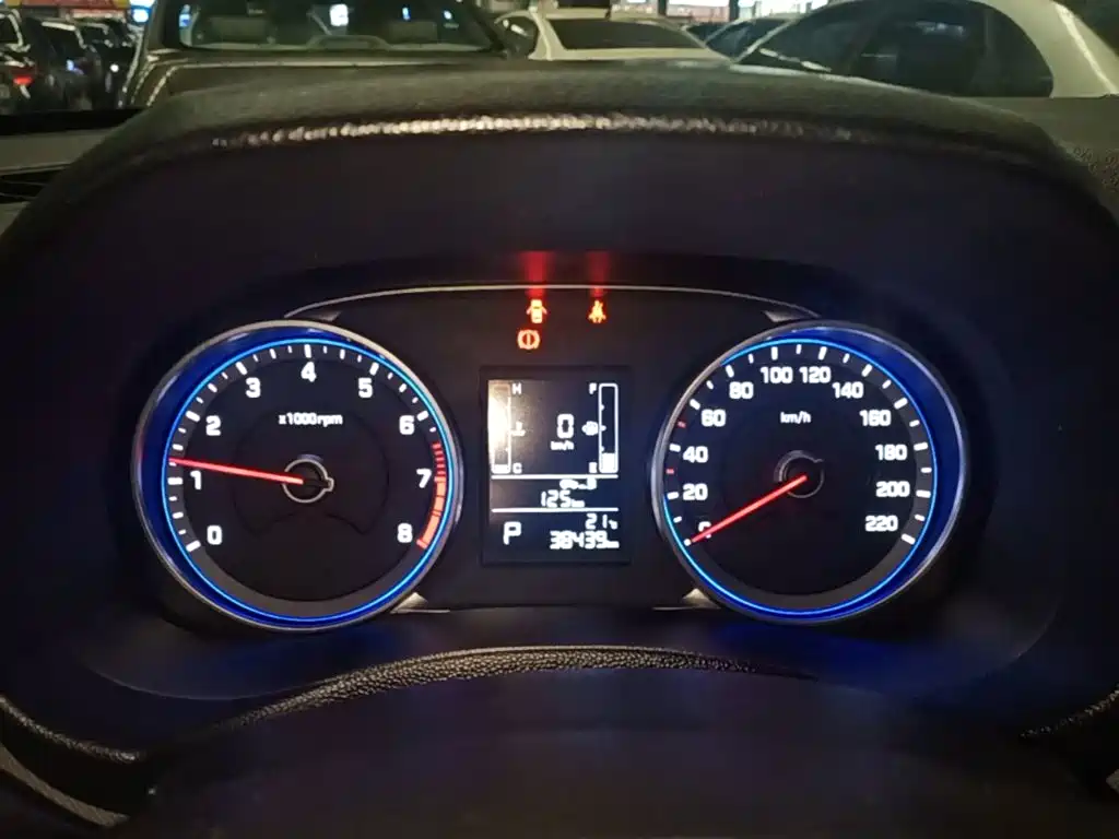 Hyundai ix25 2017 — фото 12