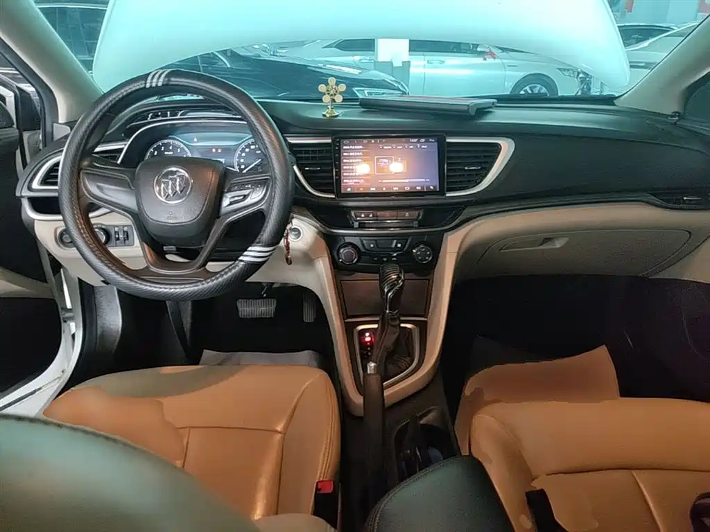 Buick Excelle 2019 — фото 10