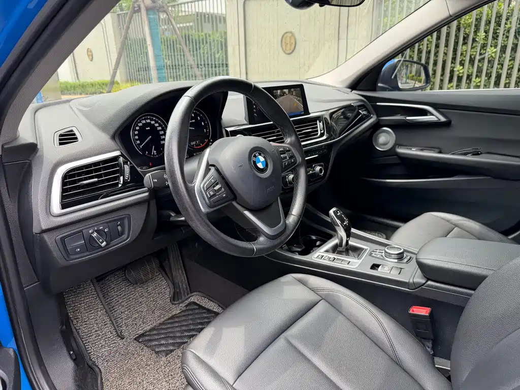 BMW 1 Series 2021