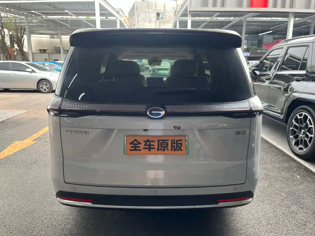 GAC Trumpchi E8 PHEV 2024 — фото 5