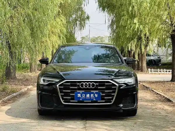 Audi A6L 2022