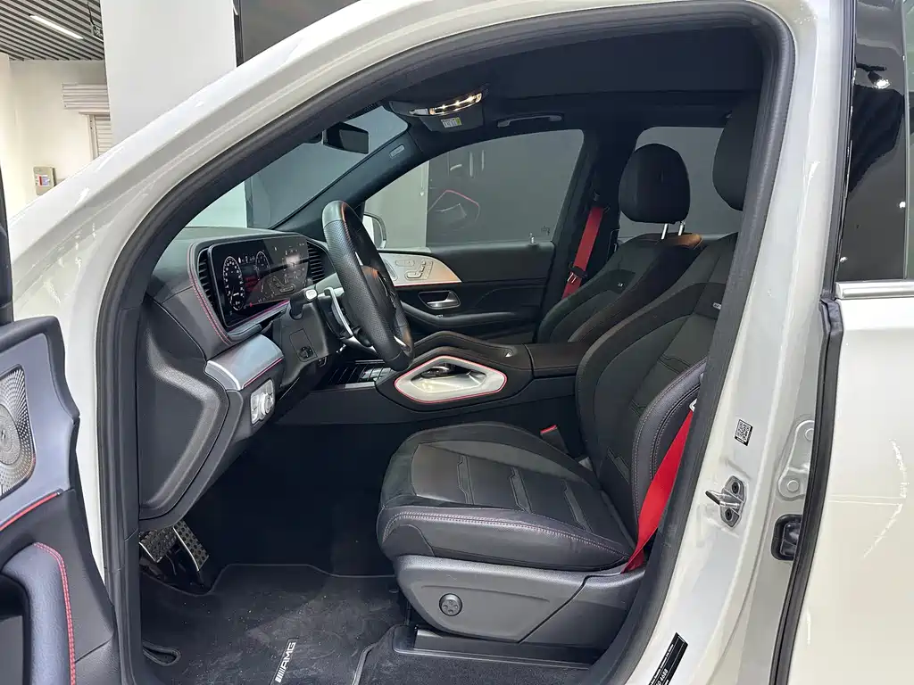 Mercedes-Benz GLE AMG 2024 — фото 17