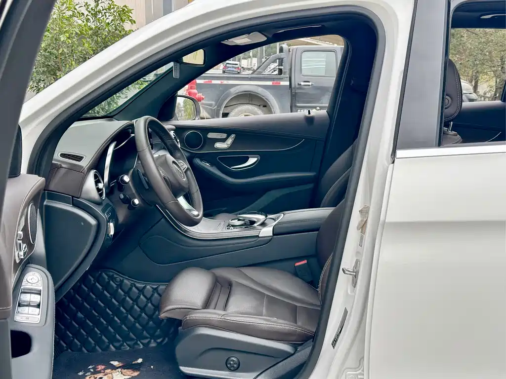 Mercedes-Benz GLC 2017