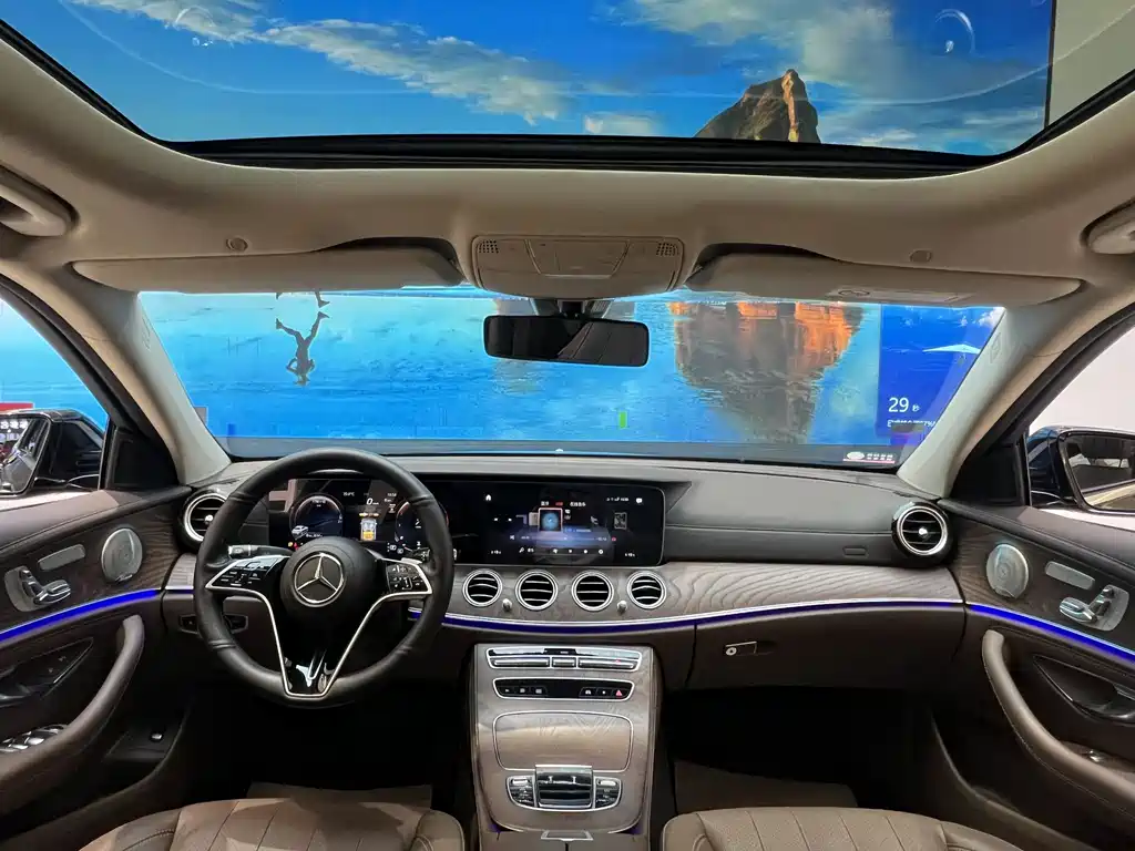 Mercedes-Benz E-Class 2023 — фото 14
