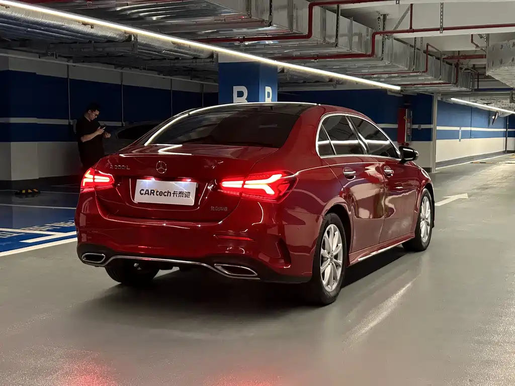 Mercedes-Benz A-Class 2022 — фото 5