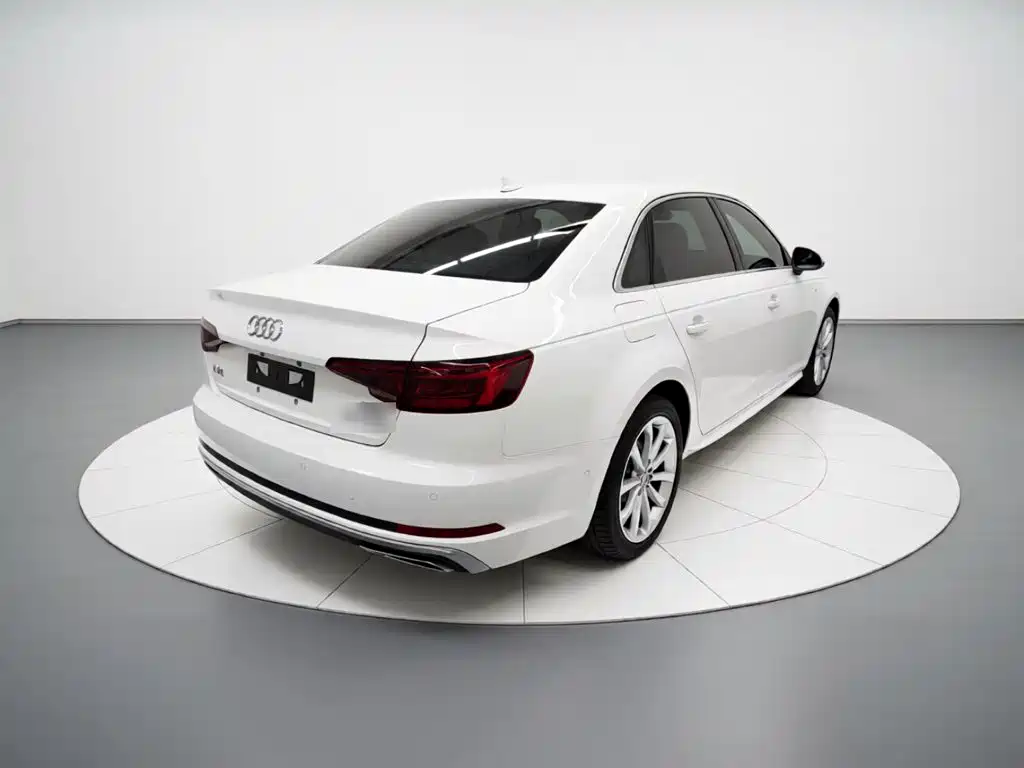 Audi A4L 2019