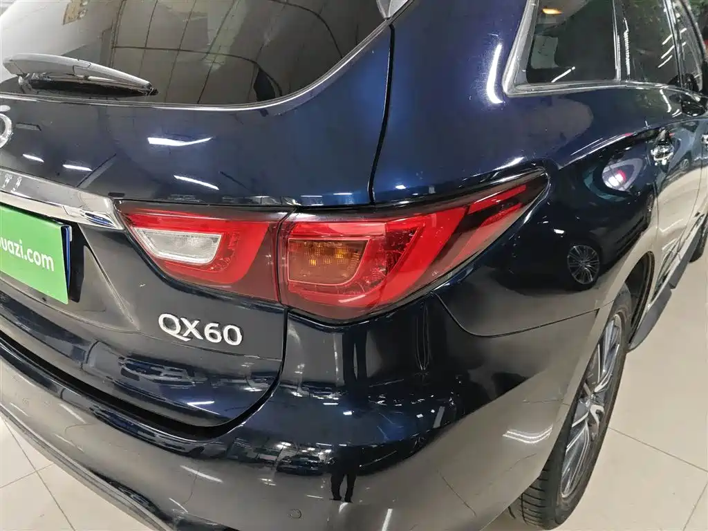 Infiniti QX60 2018 — фото 8