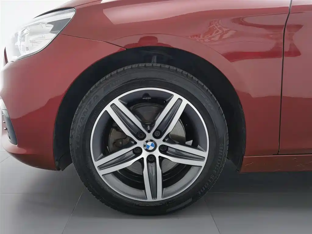 BMW 2 Series Active Tourer 2016 — фото 17