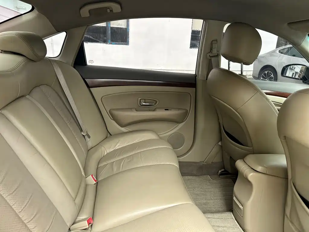 Nissan Sylphy 2012 — фото 25