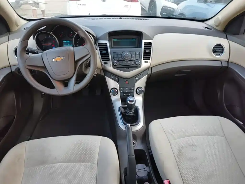Chevrolet Cruze 2016 — фото 10