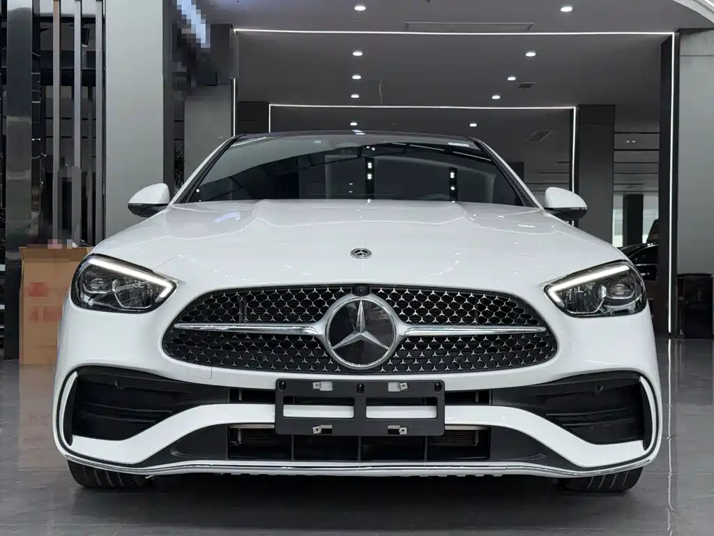 Mercedes-Benz C-Class 2022