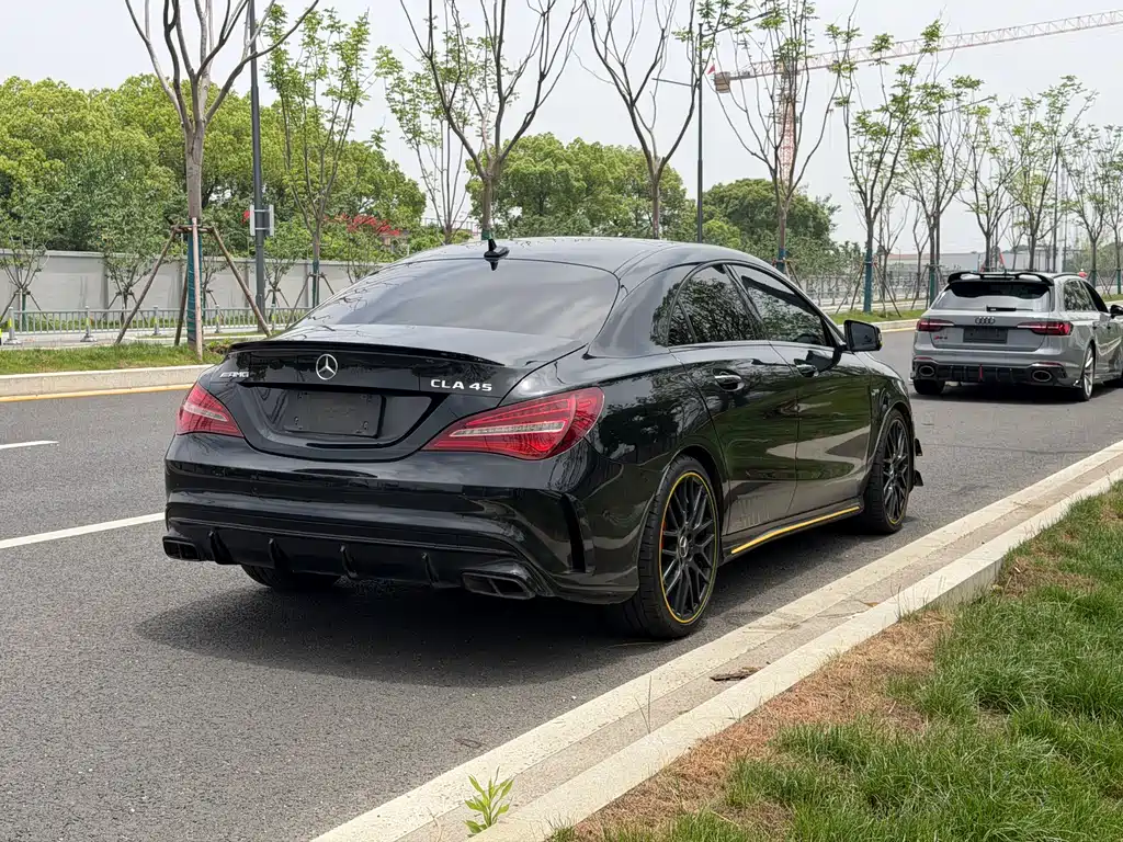 Mercedes-Benz CLA AMG 2017 — фото 10