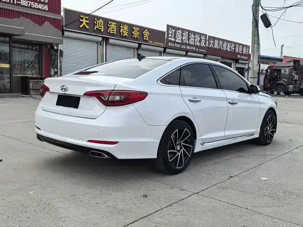 Hyundai Sonata 2015