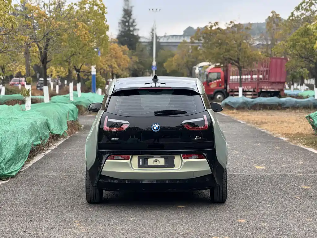 BMW i3 2016 — фото 5