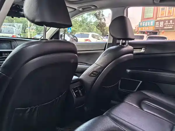 Kia K5 2019
