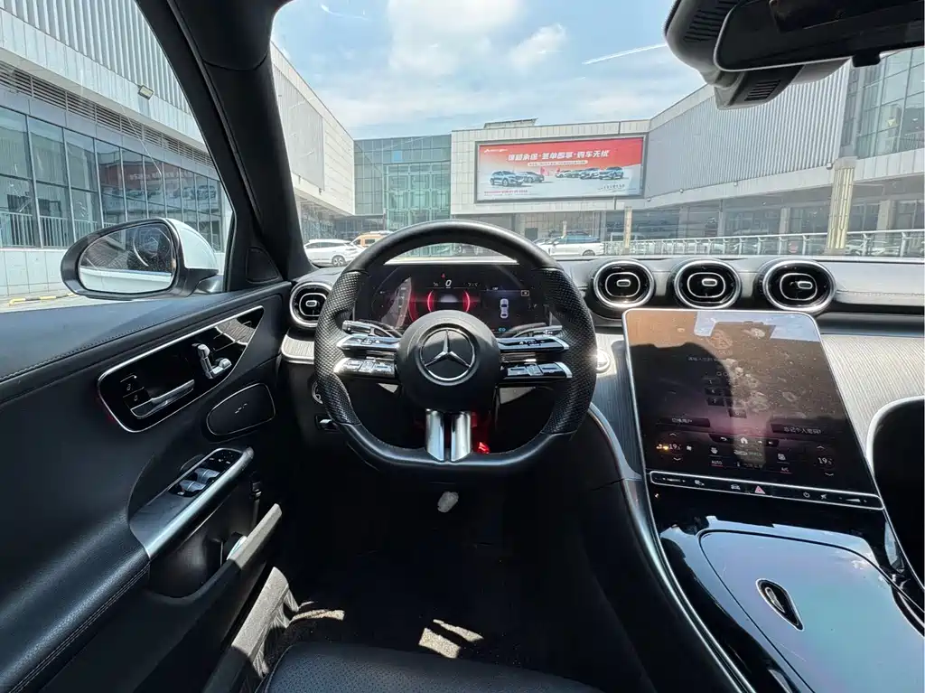 Mercedes-Benz C-Class 2021 — фото 16