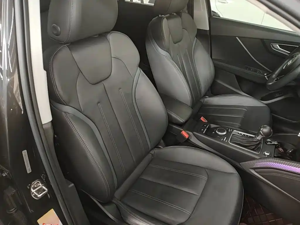 Audi Q2L 2023 — фото 25